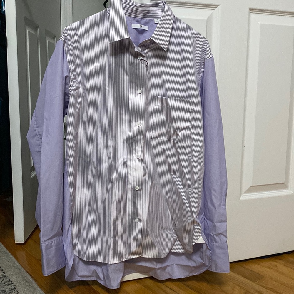 Uniqlo women’s purple button down shirt